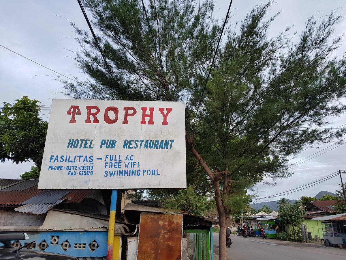 Trophy Hotel Sumbawa Besar Kültér fotó